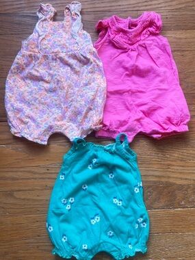 Carter's Baby Girl set of 3 summer rompers floral, pink and green newborn